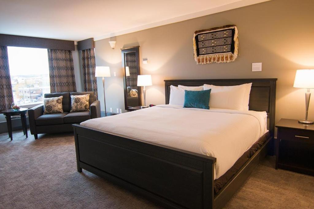 Coast High Country Inn Whitehorse Bagian luar foto