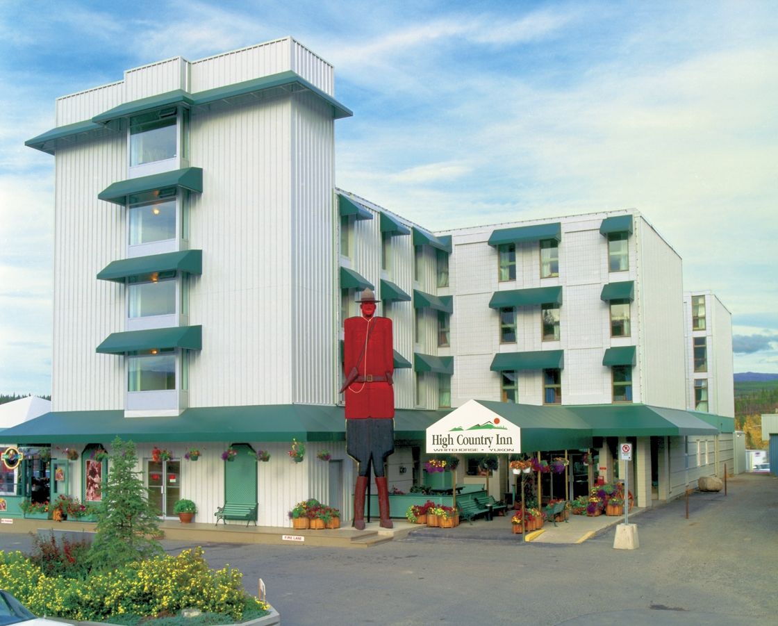 Coast High Country Inn Whitehorse Bagian luar foto