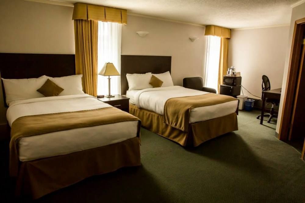 Coast High Country Inn Whitehorse Bagian luar foto