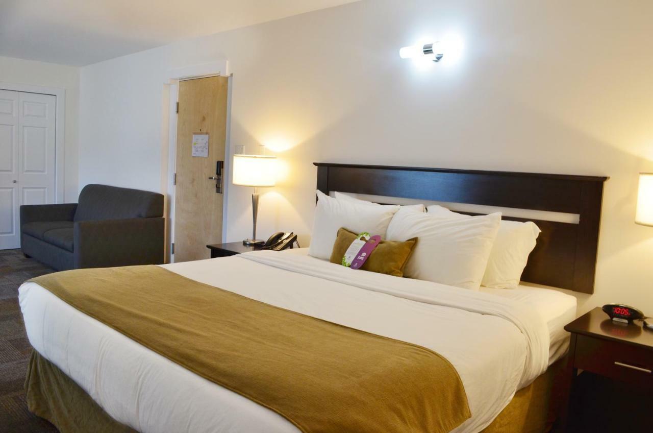 Coast High Country Inn Whitehorse Bagian luar foto