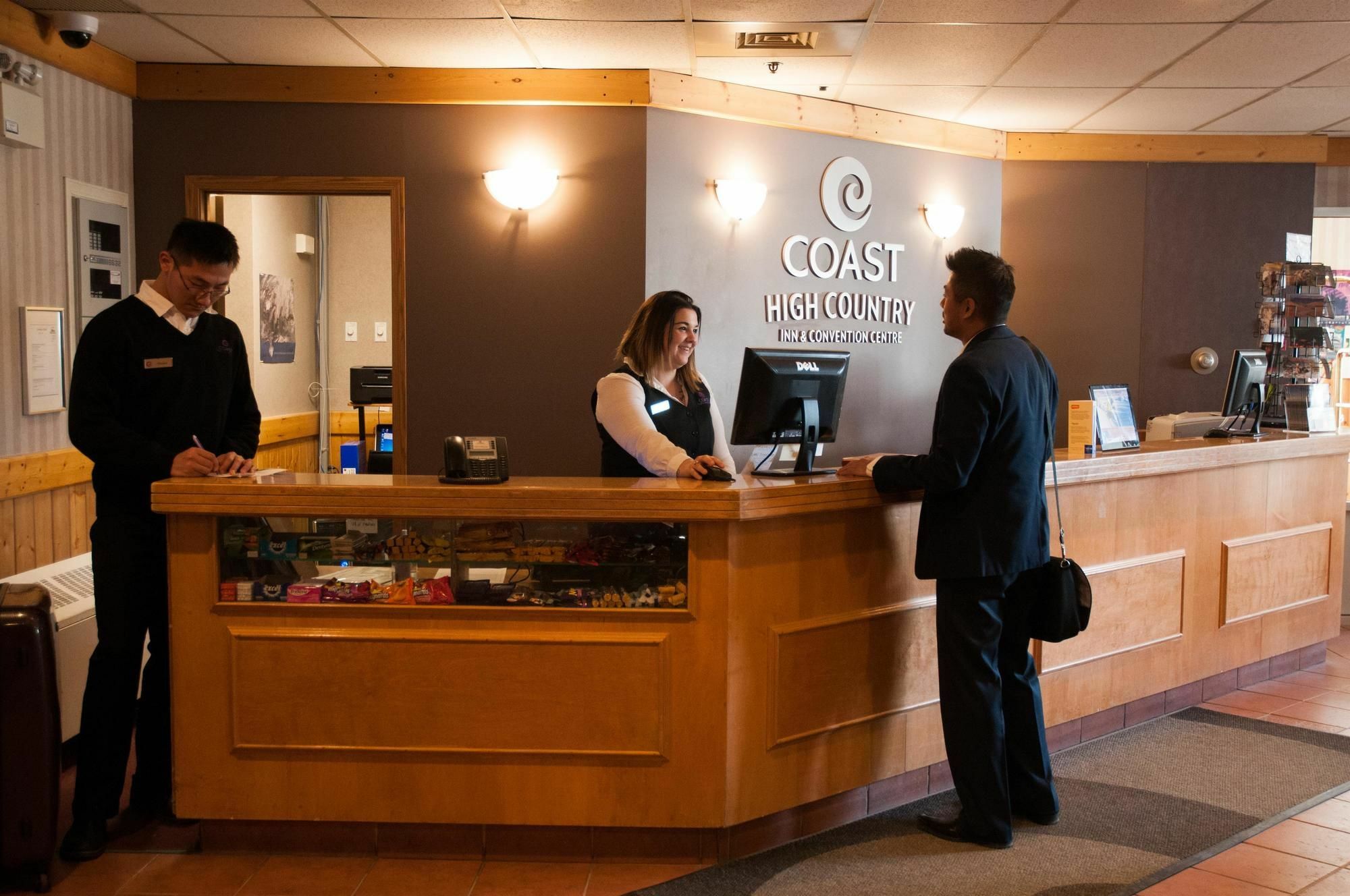 Coast High Country Inn Whitehorse Bagian luar foto